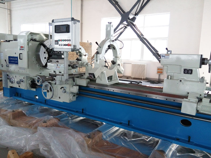 CW6628 Horizontal Oil Country Lathe Machine Pipe Threading Lathe (2)