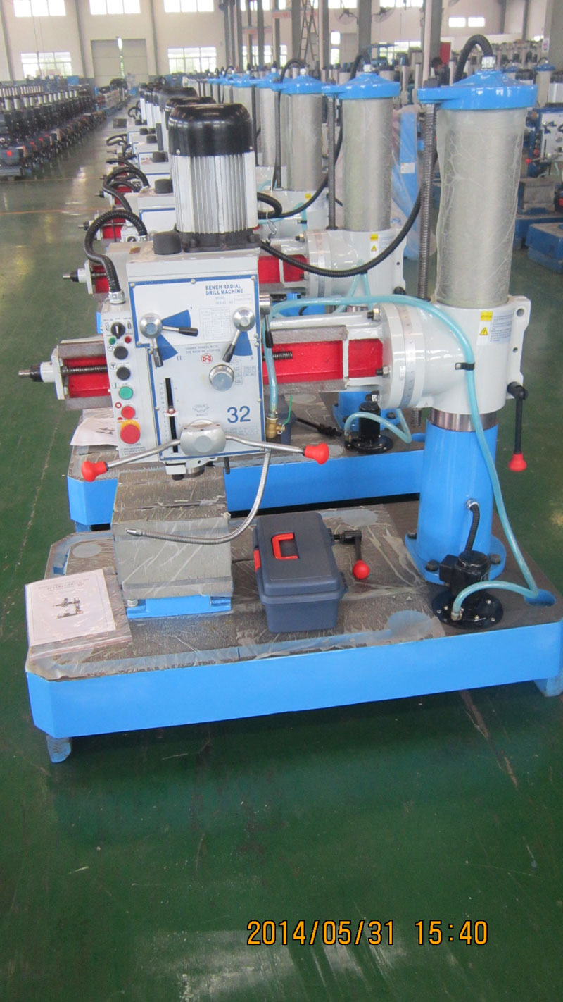 Z3032x7P Radial Drill Press Arm Radial Drilling Machine (3)