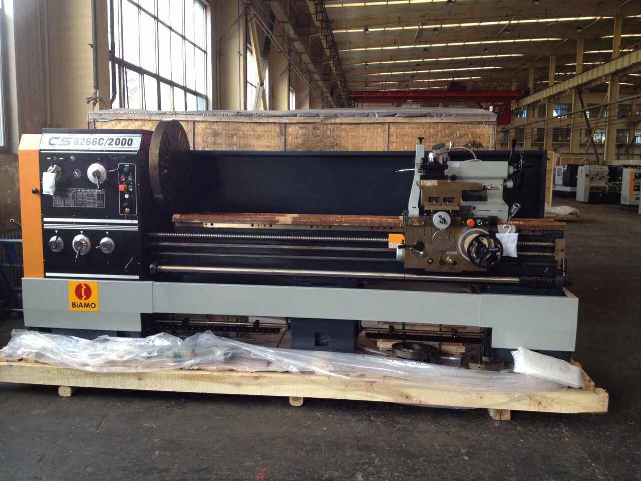 CS6266C Bochi Horizontal Gap Bed Engine Lathe Machine
