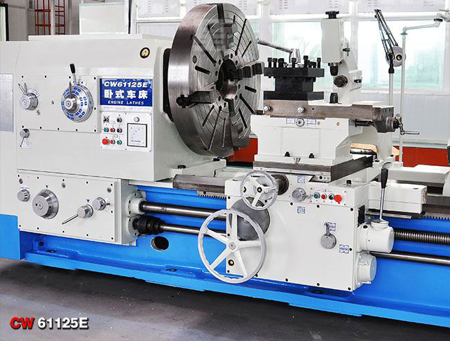 CW61125E High Precision Engine Metal Heavy Duty Lathe Machine