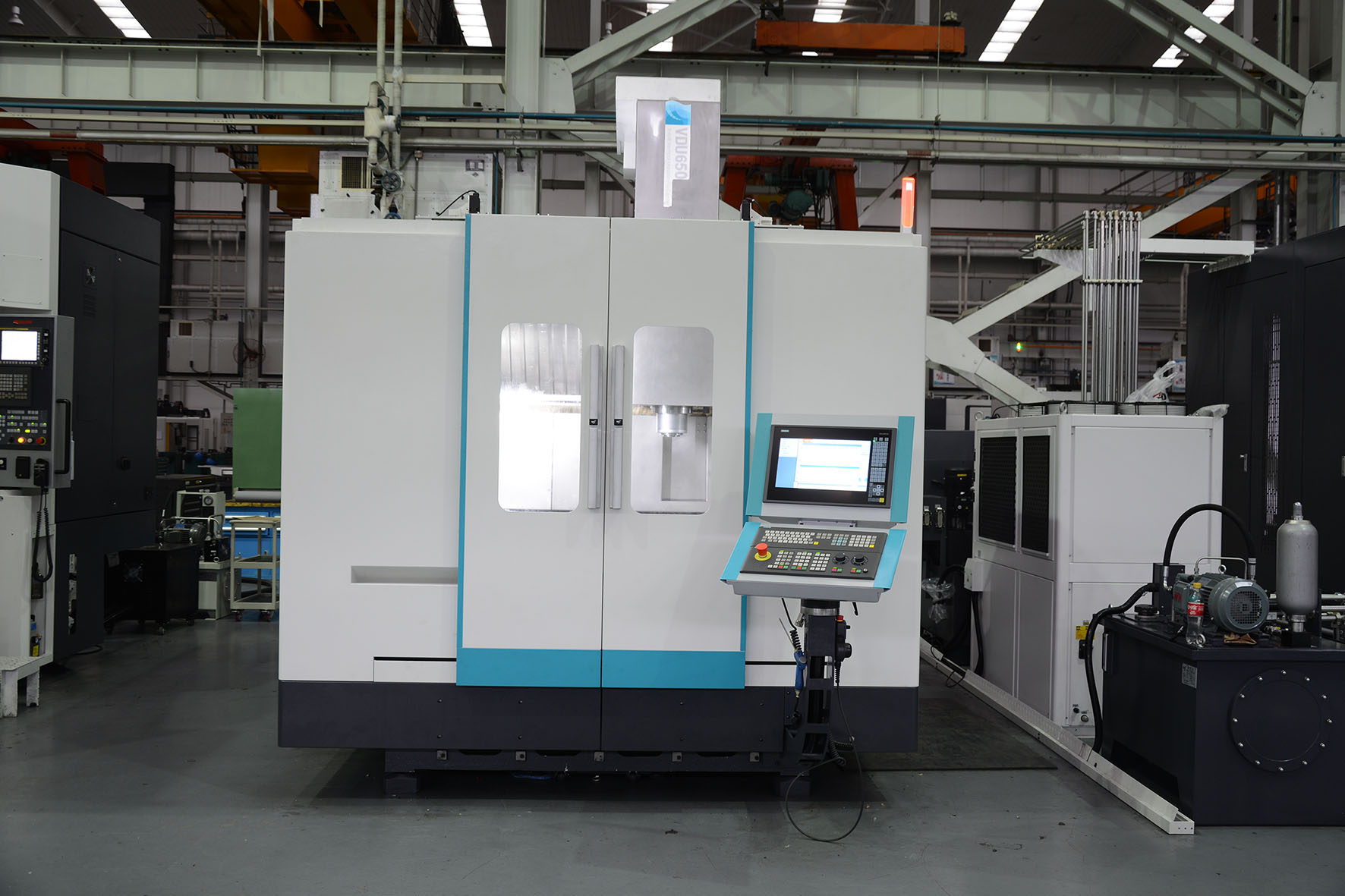 VDU650 Dalian DMTG 5 axis CNC Vertical Machining Center